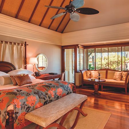 Constance Prince Maurice Poste de Flacq Camera foto A bedroom at the Four Seasons Resort
