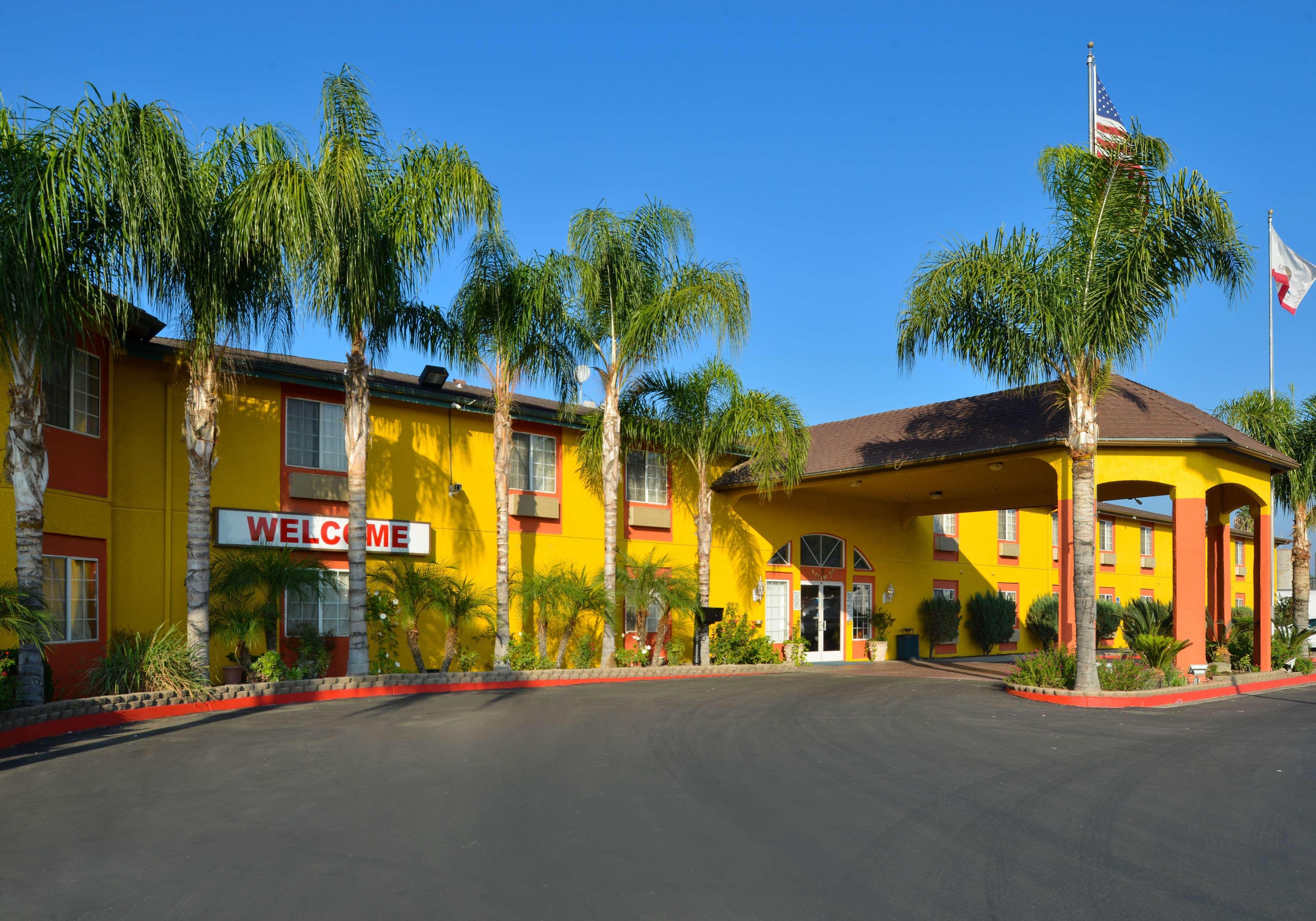 Constance Prince Maurice Poste de Flacq Esterno foto The hotel in 2011