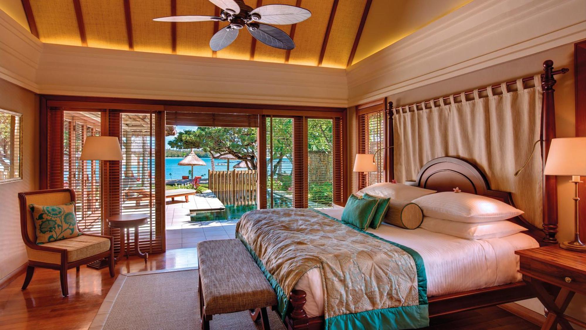 Constance Prince Maurice Poste de Flacq Esterno foto A bedroom at the resort