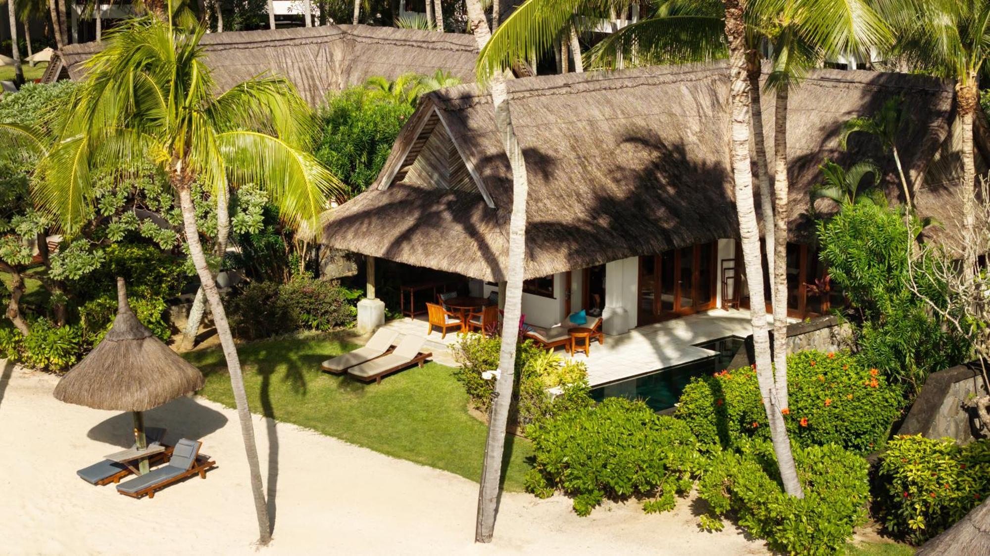Constance Prince Maurice Poste de Flacq Esterno foto A villa at the resort